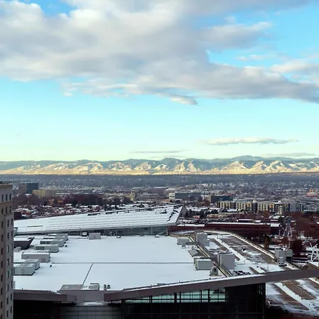 Home2 Suites By Hilton Denver Downtown Convention Center-3